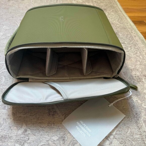 NWT - Urth Norite Camera Insert – Medium, Moss Green (New with Tags) - Picture 8 of 11